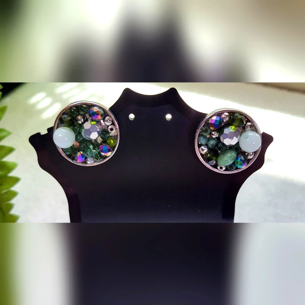Green and Silver Beaded Circle Stud Earrings / Clip-on